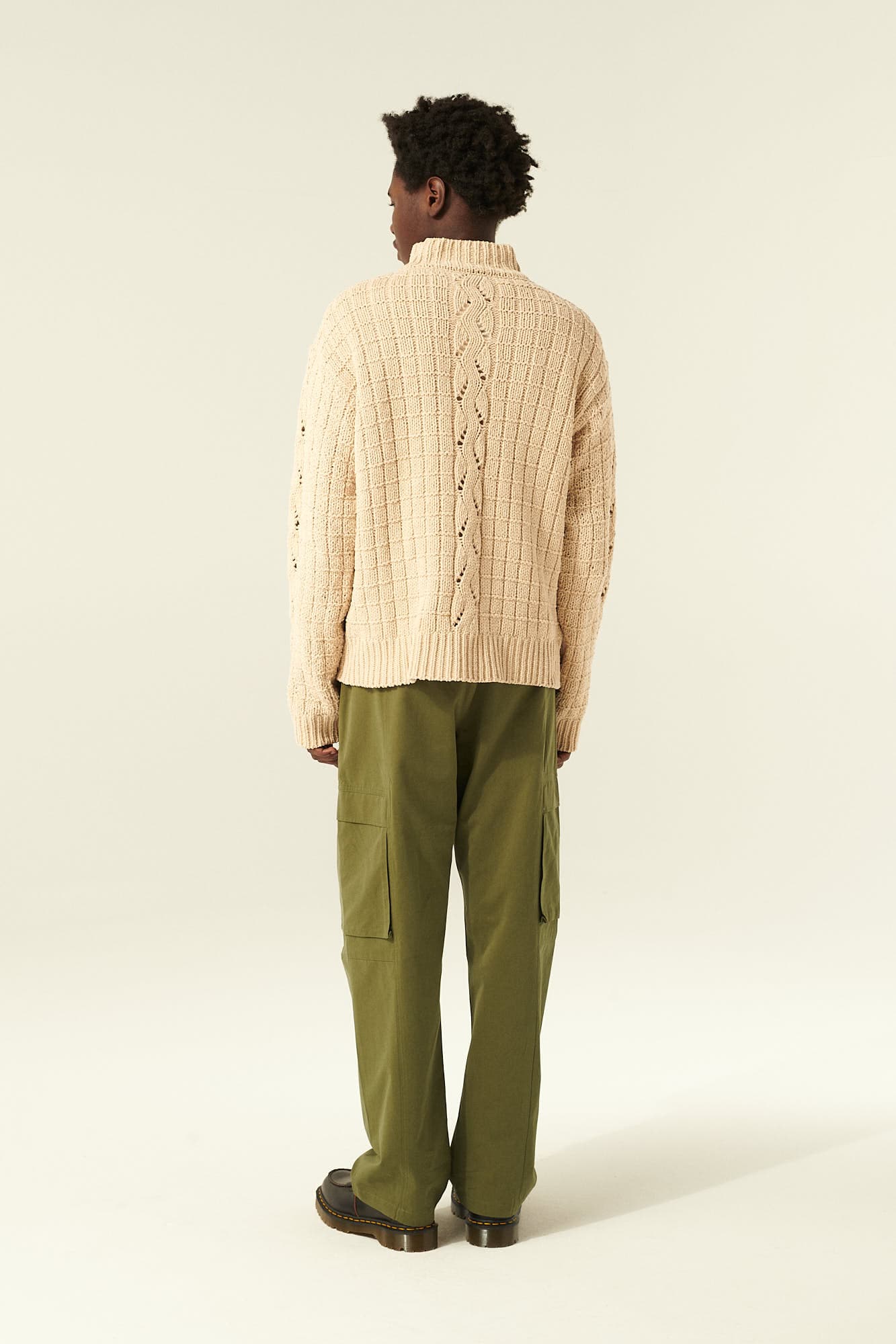 [기간한정] 면100 Kamil knit 아이보리 니트 QE4FMRDKN101Q13
