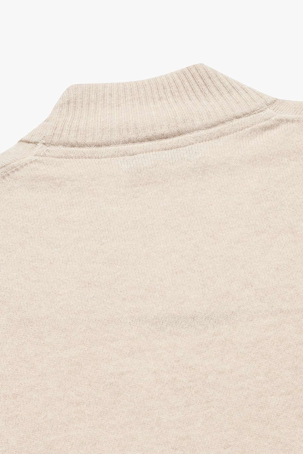 WS 캐시미어 헨리넥 804 라이트베이지 긴소매 니트