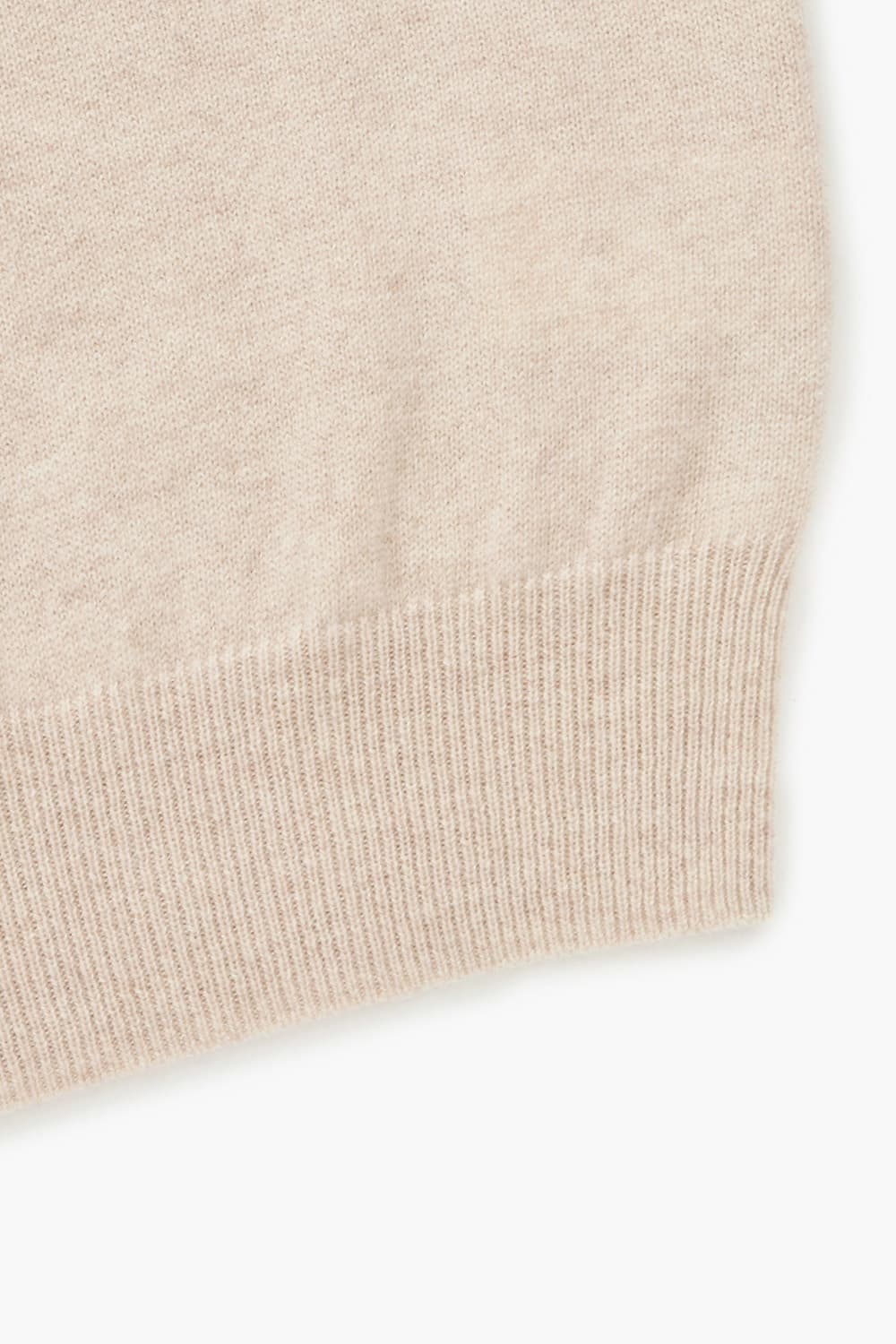 WS 캐시미어 헨리넥 804 라이트베이지 긴소매 니트