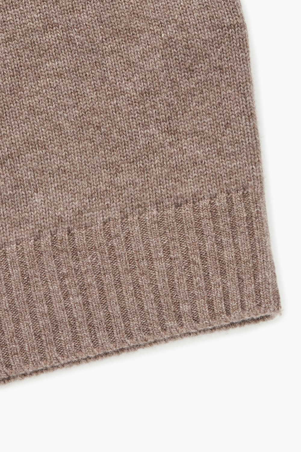 ROUND 울 크루넥 102 브라운 긴소매 니트