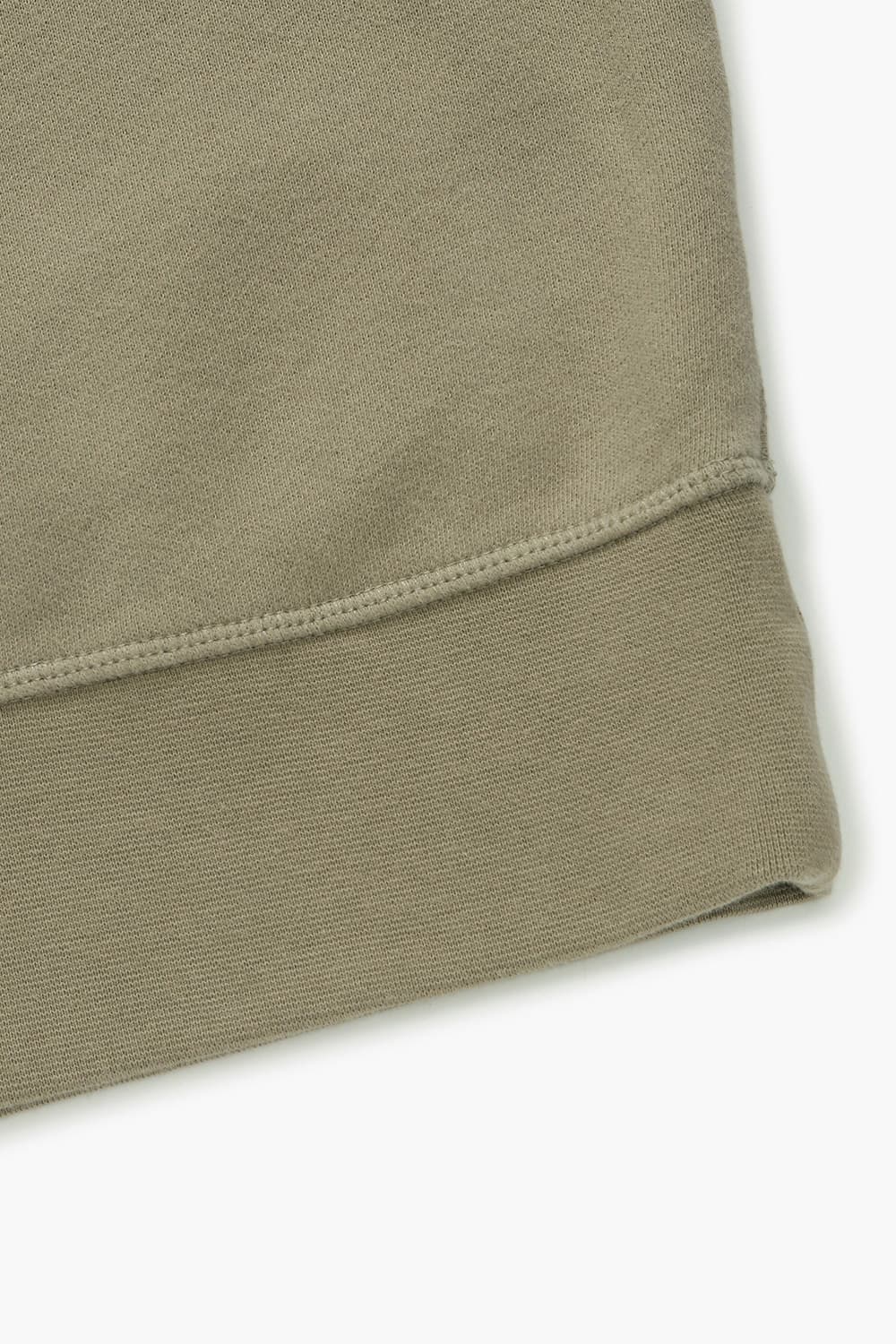 코튼 크루넥 102 라이트카키 긴소매 티셔츠