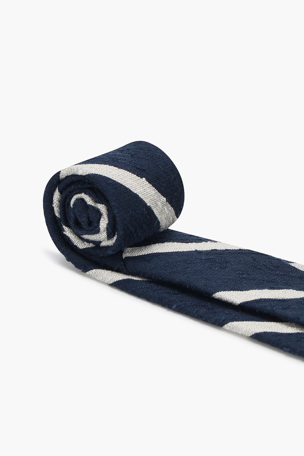 실크 스트라이프 310 다크네이비 넥타이