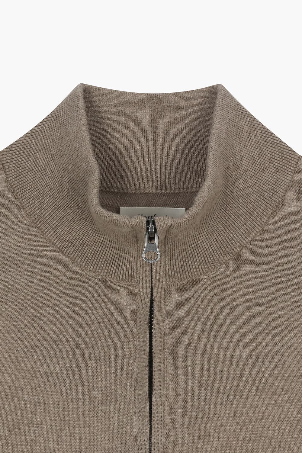 TRUCKER 캐시미어 혼방 하프 집업 104 브라운 긴소매 니트