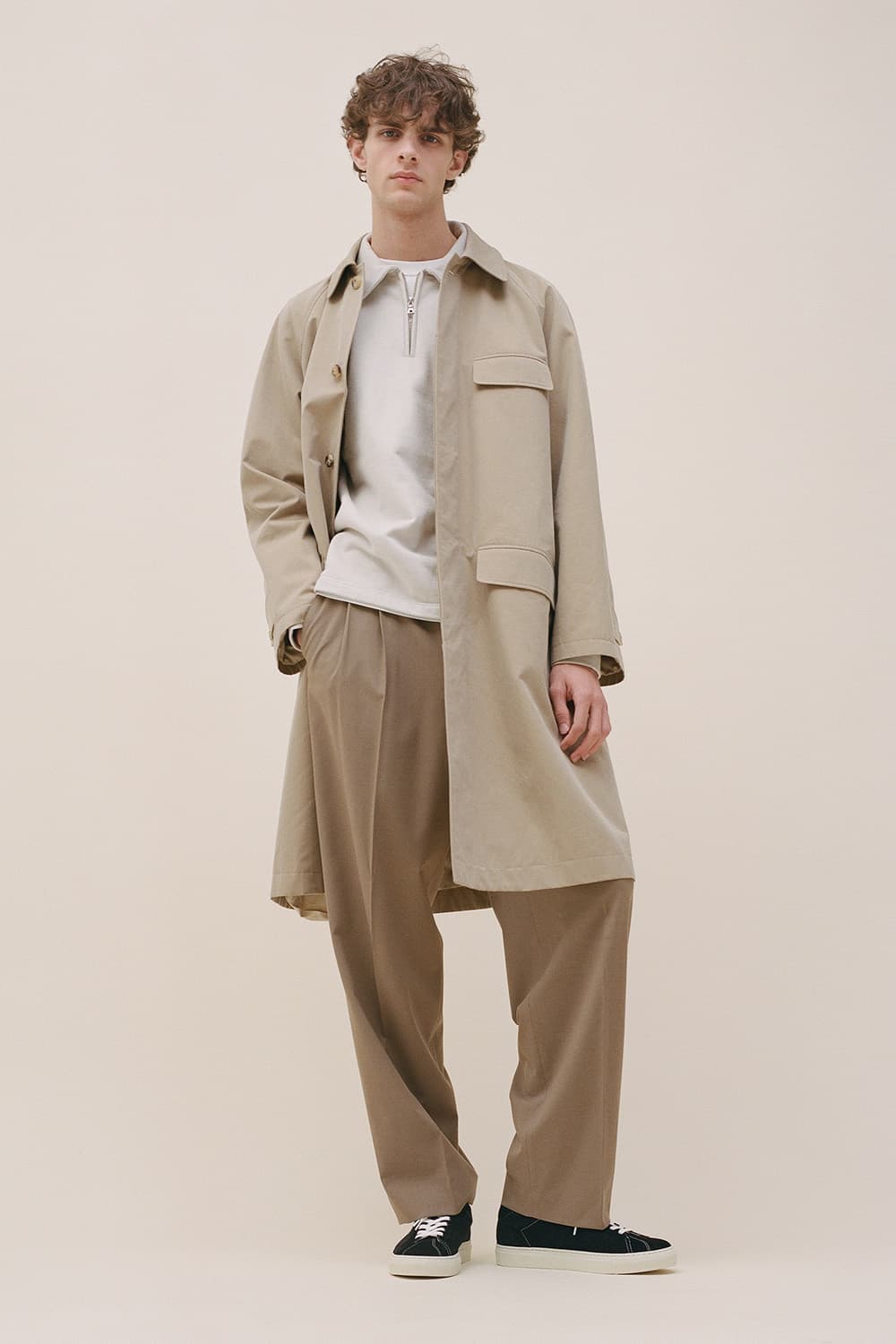 ATLANTIQUE 소가죽 스웨이드 001 블랙 스니커즈