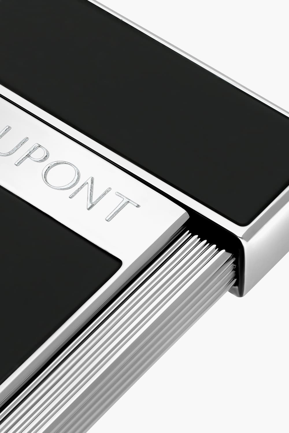 25 슬리미 라이터 뉴 로고 블랙 래커/크롬 CA028221Z