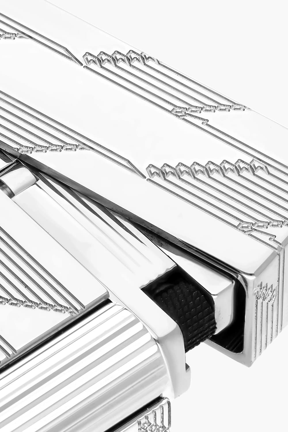 24 모노그램 1872 라인2 라이터 클링 팔라듐 CA16180C