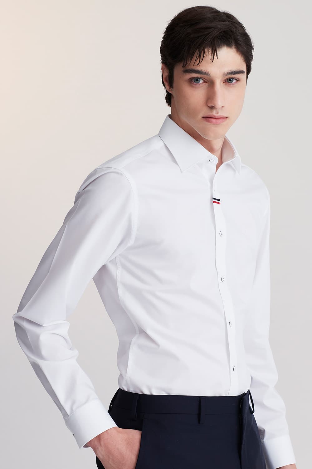 플라켓 트리콜로르 953 컴포터블 셔츠 화이트 SE5FM22LS953SWH