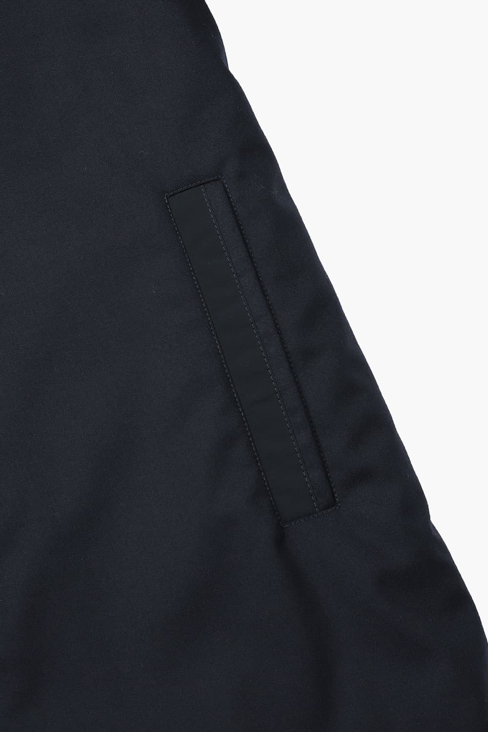 울 라이트 패딩 트렌치 네이비 RE2FMBAOT807R66