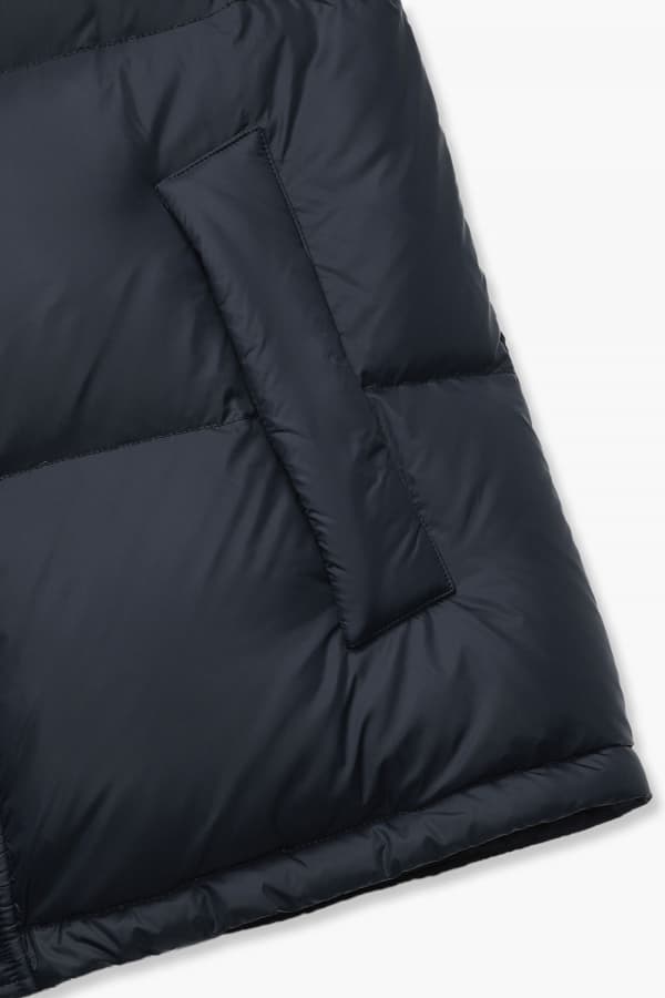 폴리 구스 후드 점퍼 RE3FMBAOT805R66