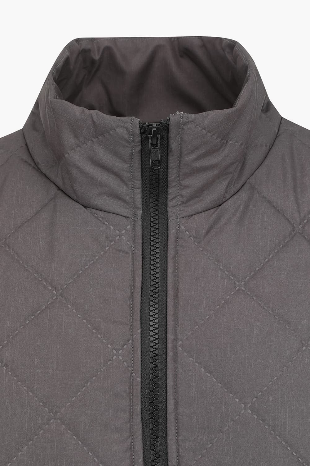 CLAN 다이아몬드 퀼팅 경량 501 다크그레이 베스트