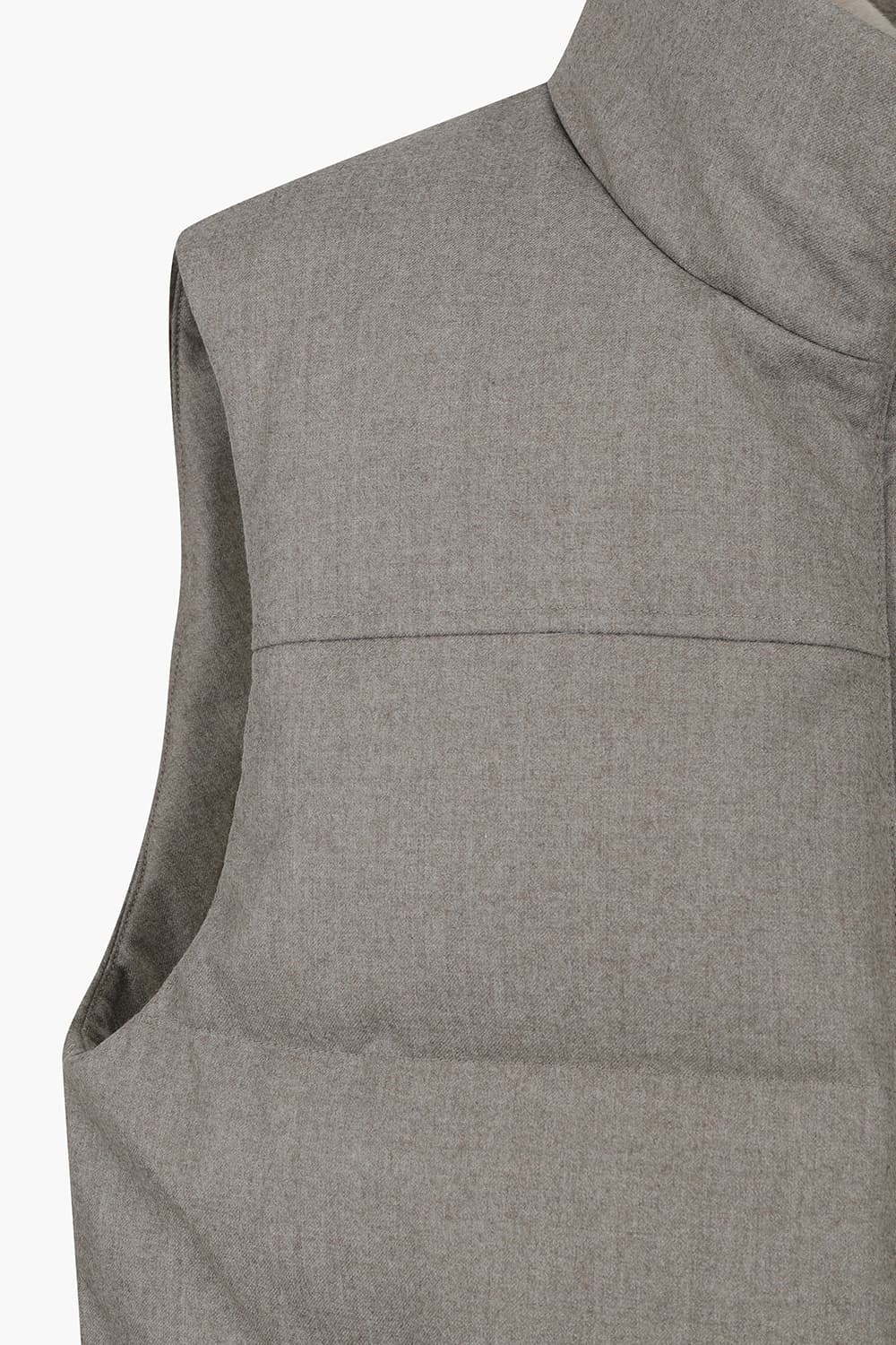 울 구스다운 램스킨 시어링 하이넥 801 라이트그레이 베스트