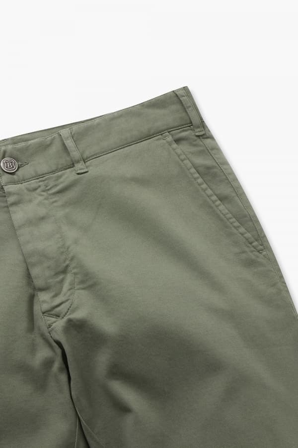 울 테이퍼드 301 라이트카키 캐주얼 팬츠