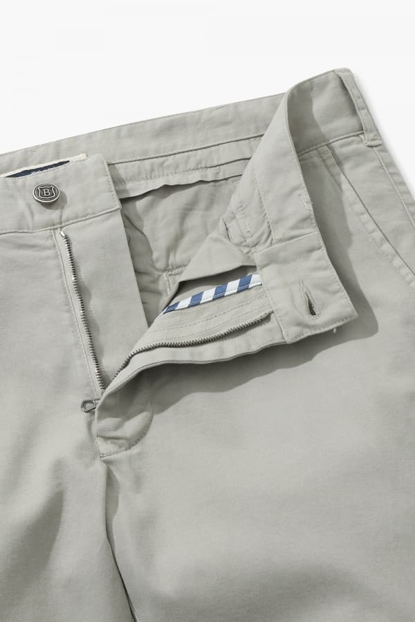 코튼 테이퍼드 301 라이트베이지 캐주얼 팬츠